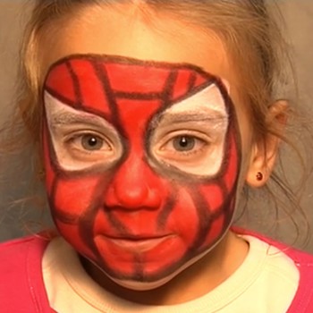 Maquiagem de Homem Aranha para crianças