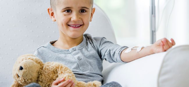 Crianças com leucemia. Câncer no sangue