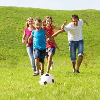 Brincadeiras com bola para crianças