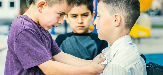 Seu filho sofre bullying na escola? Saiba o que fazer!