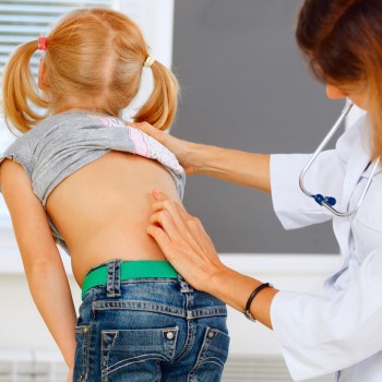 As dores nas costas em crianças
