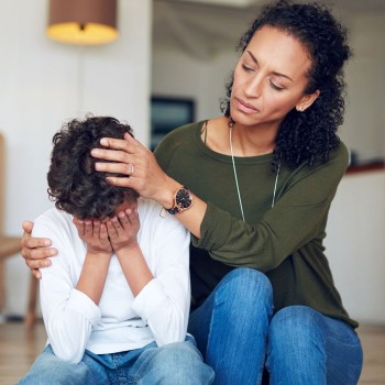 Como ajudar as crianças a resolverem seus conflitos