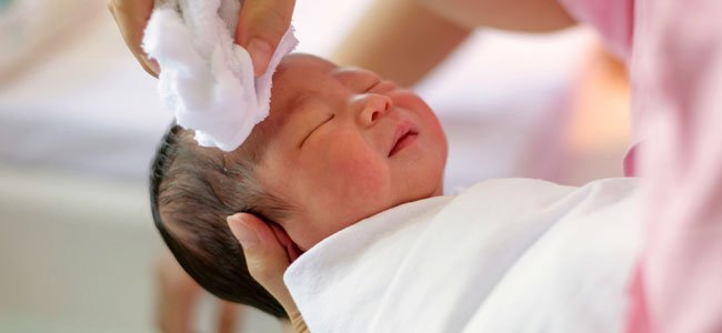 O primeiro banho do bebê