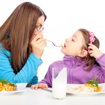 Por favor, não obrigue o seu filho a comer