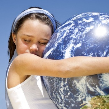 A Paz ensina as crianças a viverem como irmãos