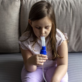 Como controlar a asma infantil