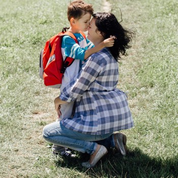Como ajudar a criança que sente medo de ir à escola