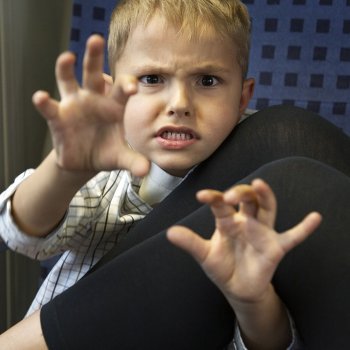 A criança inquieta e que se movimenta muito