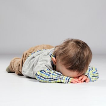 Por que não se deve deixar o bebê chorar