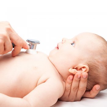 Dicas para acalmar bebês e crianças nos exames médicos