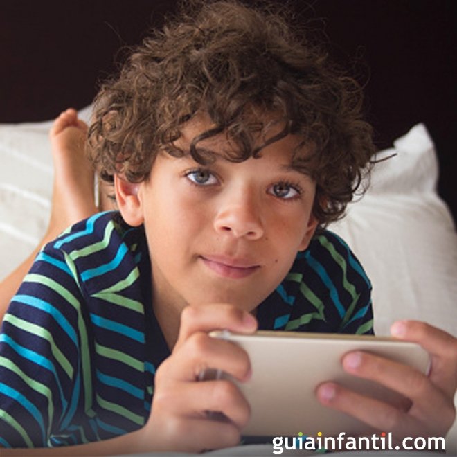 O maior uso de tablets e videogames: piores notas escolares