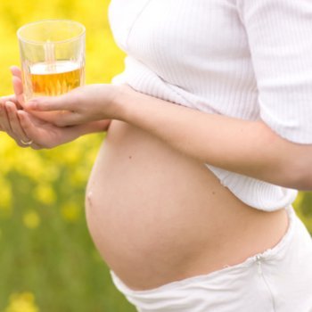 Na gravidez, não tome nenhuma gota de álcool