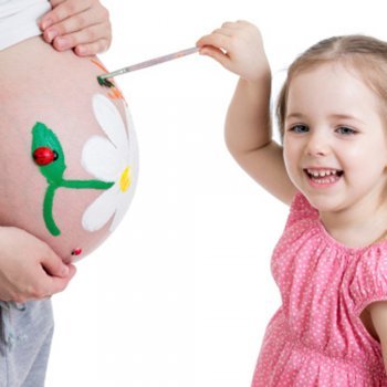 Você gostaria que pintassem a sua barriga durante a gravidez?