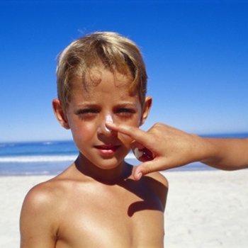 Como combater o câncer de pele desde a infância