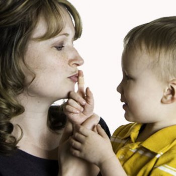 Os beijos da mamãe podem curar e remediar tudo