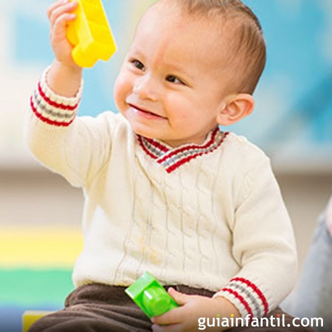 Babá ou creche para o cuidado do bebê