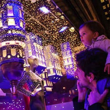 Os bebês vão ao teatro