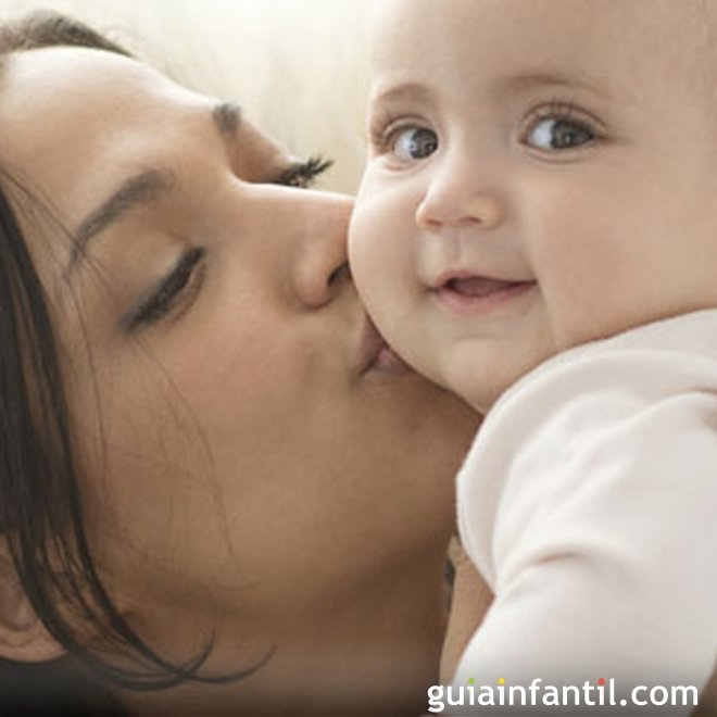 Ser uma mãe carinhosa não torna os filhos malcriados