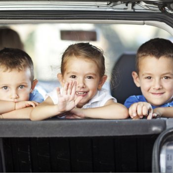 Brincadeiras para as crianças em viagens de carro