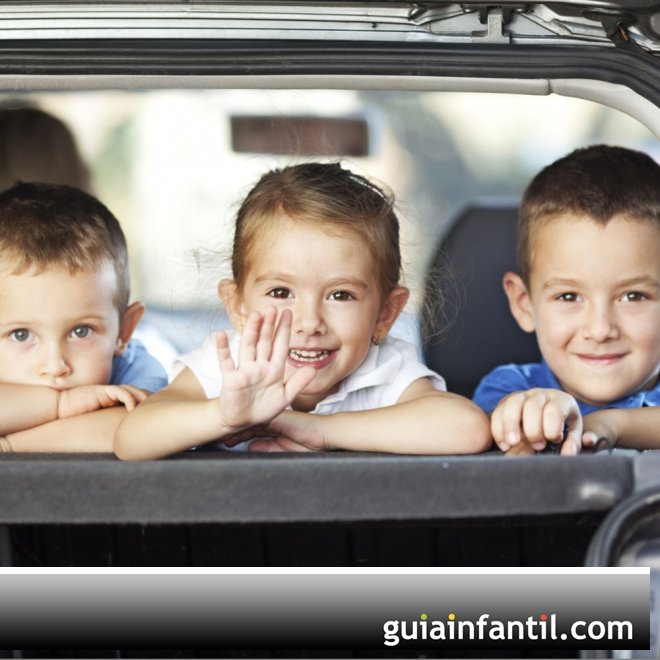 Brincadeiras para as crianças em viagens de carro
