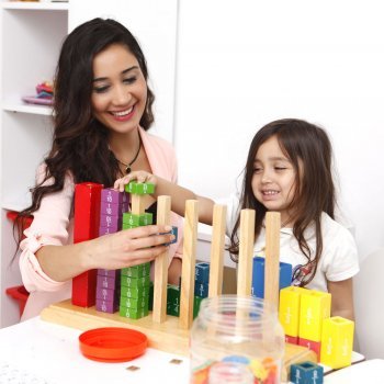 Menos brinquedos e mais brincadeiras com os filhos