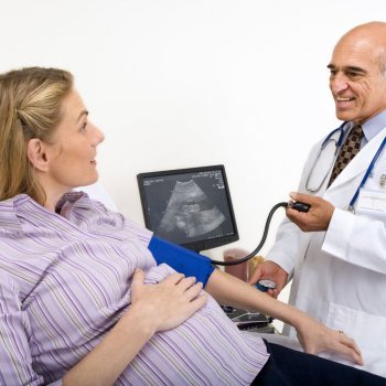 Cuidados pré-natais para mães com idade avançada