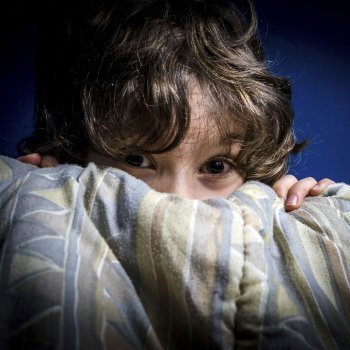 Crianças que se levantam muito à noite