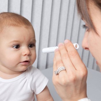 Quando os bebês podem enxergar