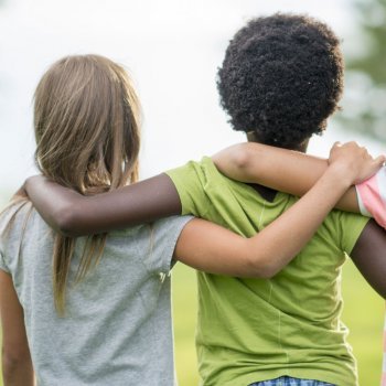 Como inculcar o valor da lealdade nas crianças