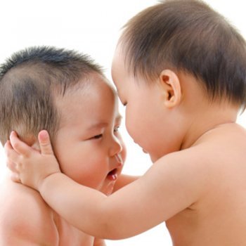 O que fazer quando uma criança arranha