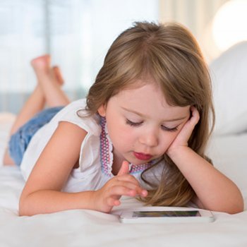 Sinais que o seu filho está viciado em tecnologia