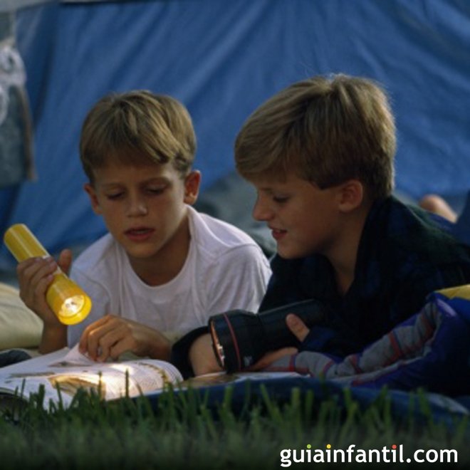 Acampamentos de verão para crianças no exterior para aprender outro idioma