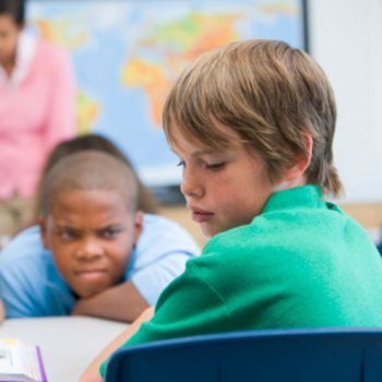 O que fazer se o seu filho é intimidado na escola