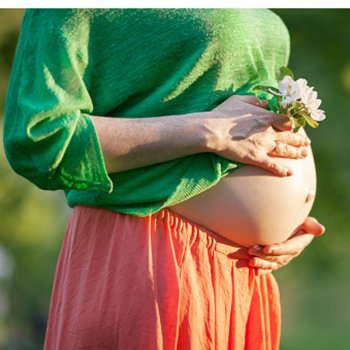 Vantagens e desvantagens da gravidez no verão