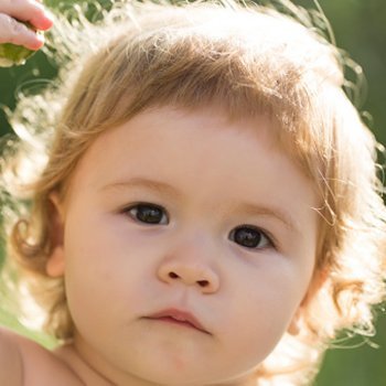 Os benefícios do sol para as crianças