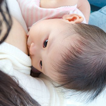 Próteses mamárias e o aleitamento. Mitos e verdades