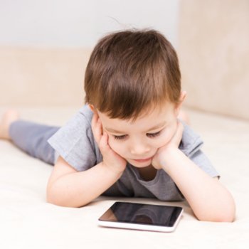 Conselhos para pais de crianças viciadas em tablets