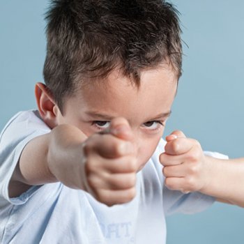 Como educar crianças birrentas e que reclamam de tudo