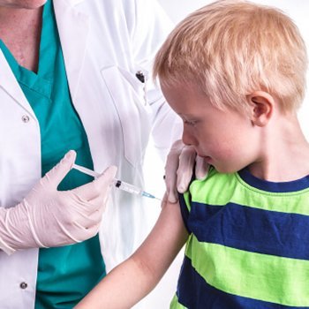 O que devemos levar em conta após levarmos nosso filho para vacinar