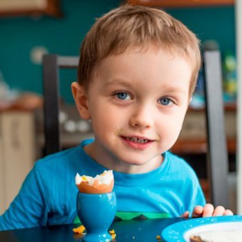 7 motivos para o consumo de ovos na infância