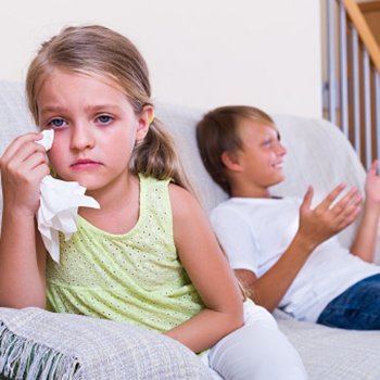 Como ensinar as crianças a se protegerem de pessoas tóxicas