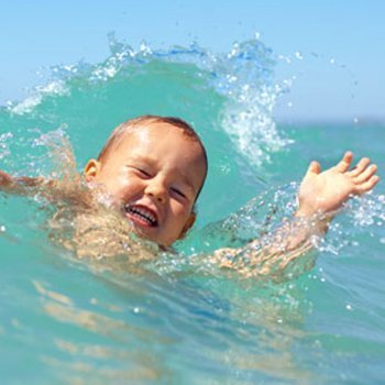 10 dicas para evitar que uma criança se afogue