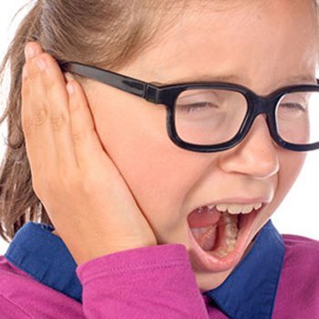 Truques caseiros para aliviar a dor de ouvido em crianças