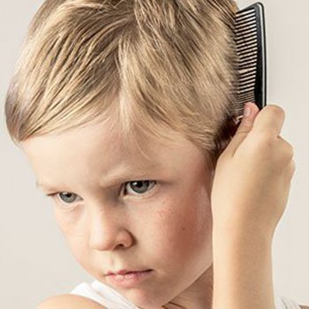 Por as crianças têm redemoinhos no cabelo