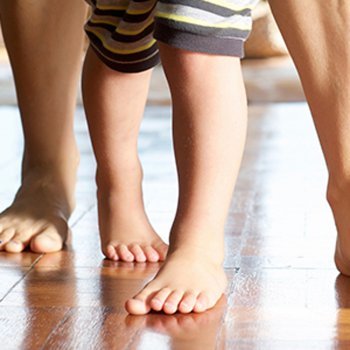 As 9 anomalias mais frequentes nos pés das crianças