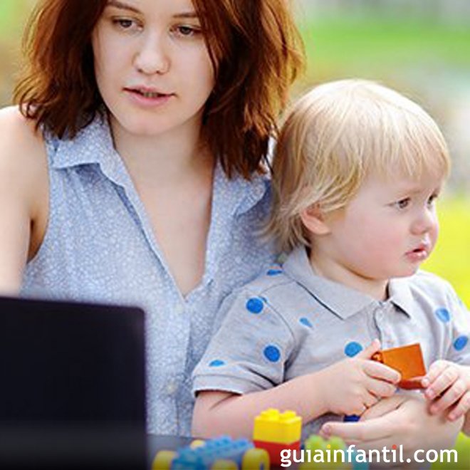 10 idéias geniais para entreter aos seus filhos quando você está ocupado