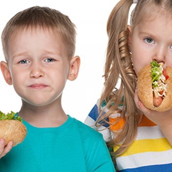 Dez alimentos que devem ser evitados em crianças com problemas de digestão