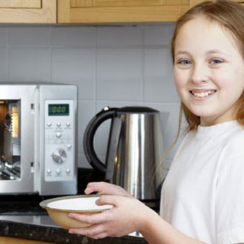 Aquecer os alimentos no microondas, sim ou não?