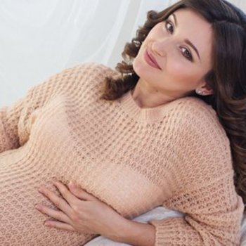 Por que muitas mulheres ficam mais bonitas na gravidez