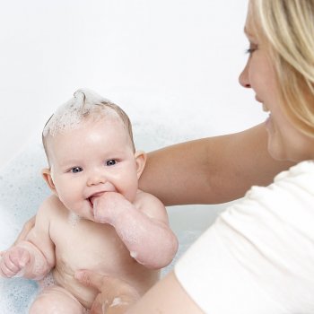 O primeiro banho do bebê